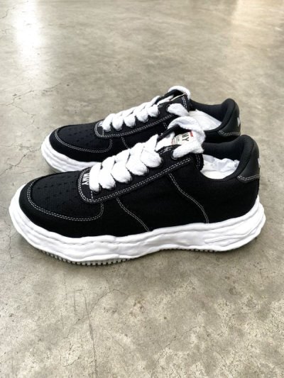 画像2: Maison MIHARA YASUHIRO ("WAYNE" OG SOLE CANVAS LOW-TOP SNEAKER) BLACK