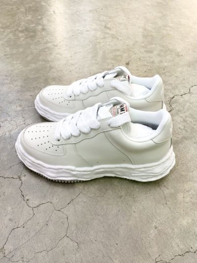 画像2: Maison MIHARA YASUHIRO ("WAYNE" OG SOLE LEATHER LOW-TOP SNEAKER) WHITE