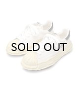 Maison MIHARA YASUHIRO ("BLAKEY" VINTAGE COLOR SOLE CANVAS LOW-TOP SNEAKER) WHITE