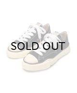 Maison MIHARA YASUHIRO ("PETERSON" VINTAGE COLOR SOLE CANVAS LOW-TOP SNEAKER) BLACK