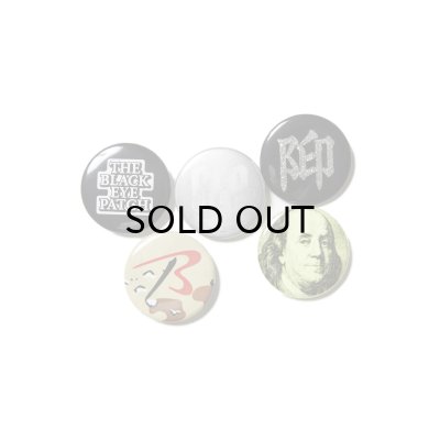 画像1: BLACK EYE PATCH (ASSORTED BUTTON BADGES) MULTI