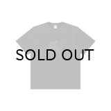 BLACK EYE PATCH (GRAYSCALE LABEL PACK TEE) CHARCOAL