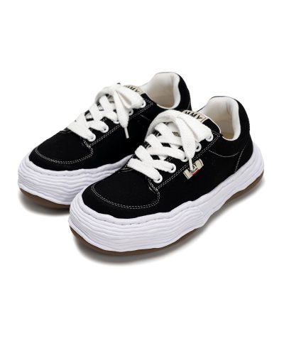 画像1: Maison MIHARA YASUHIRO ("OLIVER" OG SOLE CANVAS LOW-TOP SNEAKER) BLACK