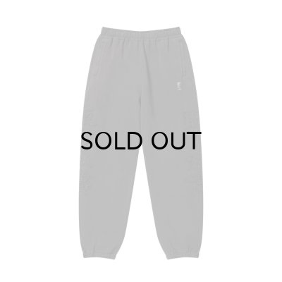 画像1: BLACK EYE PATCH (HWC EMBROIDERED PIGMENT DYED SWEAT PANTS) CHARCOAL