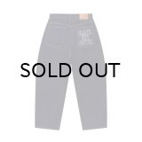 BLACK EYE PATCH (STENCIL LOGO WASHED EXTRA BAGGY JEANS) INDIGO