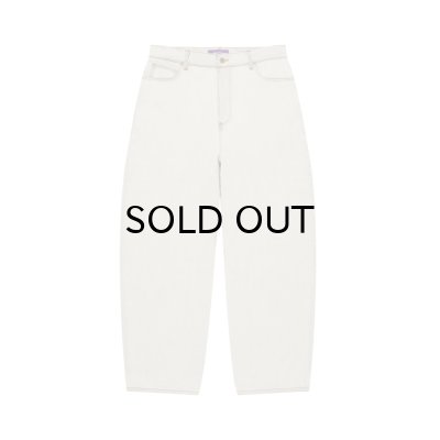 画像2: BLACK EYE PATCH (STENCIL LOGO EXTRA BAGGY JEANS) DUST WHITE