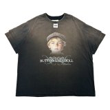 DAIRIKU (BUTTON EYE DOLL SUNBURN H-S TAG TEE) SUNBURN BLACK