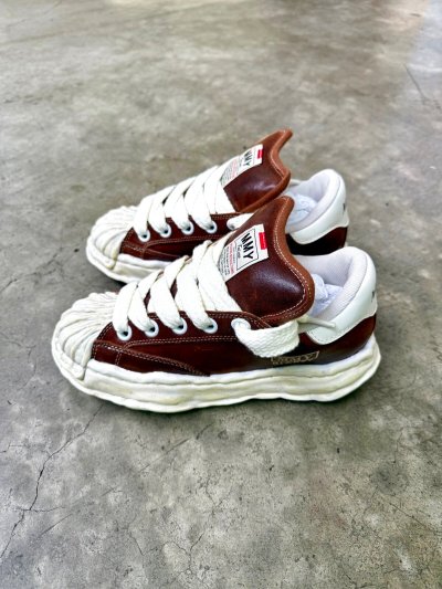 画像2: Maison MIHARA YASUHIRO ("BLAKEY PUFFER" OG SOLE BRUSHED SUEDE LOW-TOP SNEAKER) BROWN