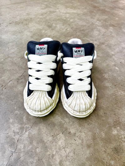 画像1: Maison MIHARA YASUHIRO ("BLAKEY PUFFER" OG SOLE BRUSHED SUEDE LOW-TOP SNEAKER) BLACK