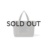 BLACK EYE PATCH (OG LABEL APPLIQUE MEDIUM TOTE) BLACK