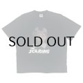 DAIRIKU ("THE SCARING" MOVIE PRINTED H-S TEE) SUNBURN BLACK
