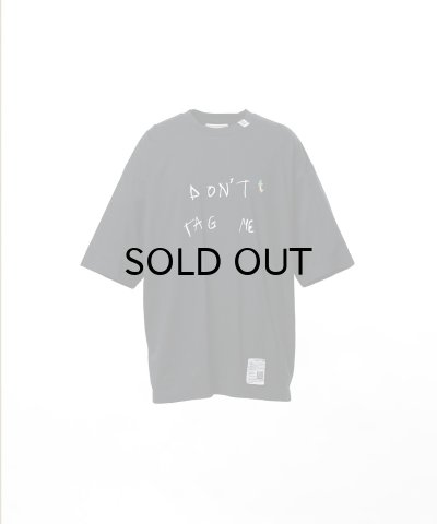 画像1: Maison MIHARA YASUHIRO (Don't Tag Me. Printed T-shirt) BLACK