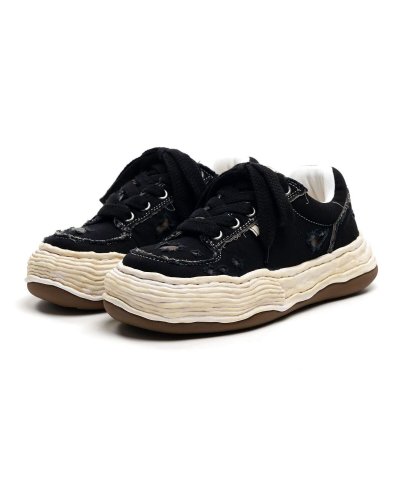画像1: Maison MIHARA YASUHIRO ("OLIVER" RIPPING CANVAS LOW-TOP SNEAKERS) BLACK