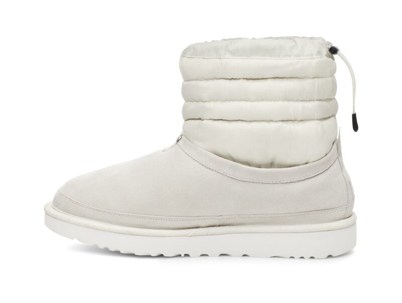 faux leather closed toe pull on boots
