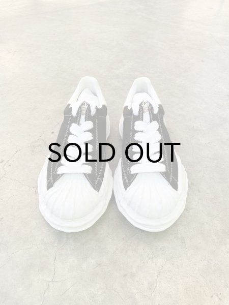 画像2: Maison MIHARA YASUHIRO ("BLAKEY" OG SOLE CANVAS LOW-TOP SNEAKER) BLACK (2)
