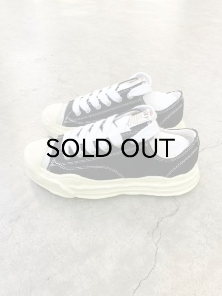 画像3: Maison MIHARA YASUHIRO ("HANK" VINTAGE COLOR SOLE CANVAS LOW-TOP SNEAKER) BLACK (3)