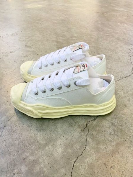 画像3: Maison MIHARA YASUHIRO ("HANK" VINTAGE COLOR SOLE CANVAS LOW-TOP SNEAKER) WHITE (3)