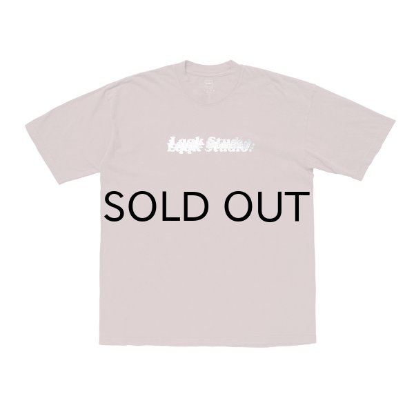 画像1: LQQK STUDIO (STACKED LOGO IRIDESCENT TEE) MAUVE -30% OFF- (1)