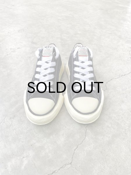 画像2: Maison MIHARA YASUHIRO ("PETERSON" VINTAGE COLOR SOLE CANVAS LOW-TOP SNEAKER) BLACK (2)