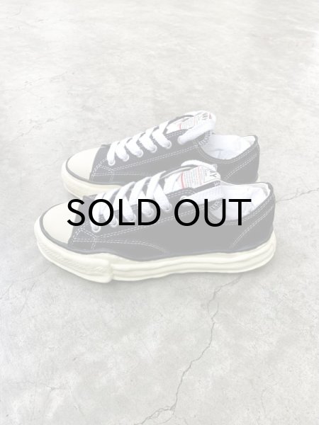 画像3: Maison MIHARA YASUHIRO ("PETERSON" VINTAGE COLOR SOLE CANVAS LOW-TOP SNEAKER) BLACK (3)