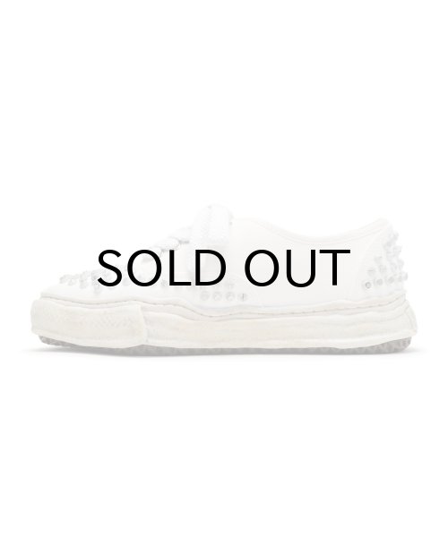 画像3: Maison MIHARA YASUHIRO ("BAKER" OG SOLE STUDDES CANVAS LOW-TOP SNEAKER) WHITE (3)