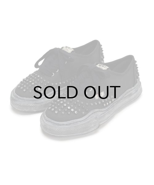 画像1: Maison MIHARA YASUHIRO ("BAKER" OG SOLE STUDDES CANVAS LOW-TOP SNEAKER) BLK-BLK (1)
