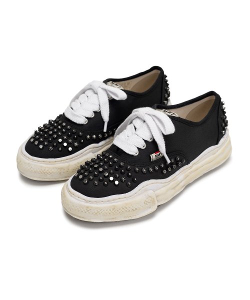 画像1: Maison MIHARA YASUHIRO ("BAKER" OG SOLE STUDDES CANVAS LOW-TOP SNEAKER) BLACK (1)