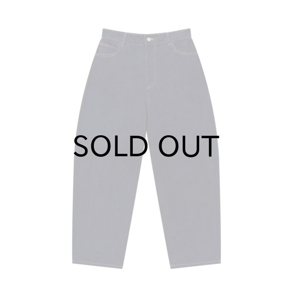 画像2: BLACK EYE PATCH (STENCIL LOGO WASHED EXTRA BAGGY JEANS) INDIGO (2)