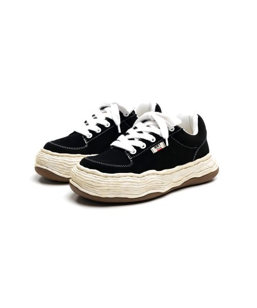 画像1: Maison MIHARA YASUHIRO ("OLIVER" OG DISTRESSED SOLE SUEDE LOW-TOP SNEAKER) BLACK (1)