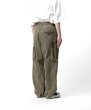 画像2: Maison MIHARA YASUHIRO (Cotton Satin Cargo Pants) D.GREEN (2)