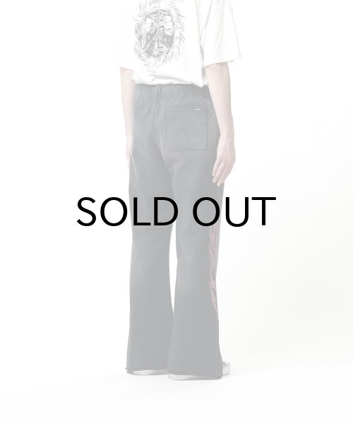 画像2: KAMIYA ("CRAYON FLAME" Distressed Bootcut Sweat Pants) BLACK (2)