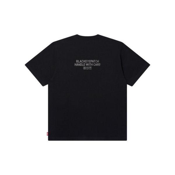 画像2: BLACK EYE PATCH (RHINESTONE GRAYSCALE HWC LABEL TEE) BLACK (2)
