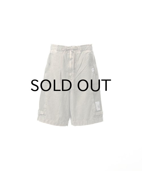 画像1: Maison MIHARA YASUHIRO (Cotton Satin Cargo Shorts) DK.GREEN (1)