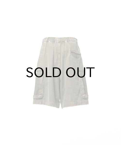 画像2: Maison MIHARA YASUHIRO (Cotton Satin Cargo Shorts) DK.GREEN (2)