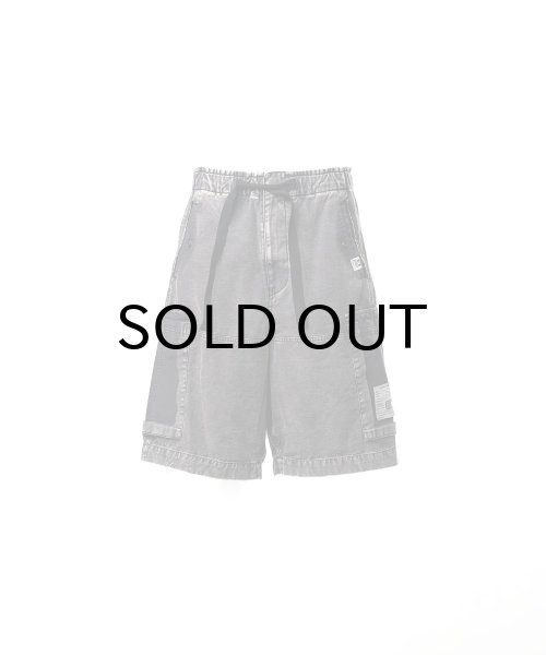 画像1: Maison MIHARA YASUHIRO (Cotton Satin Cargo Shorts) BLACK (1)