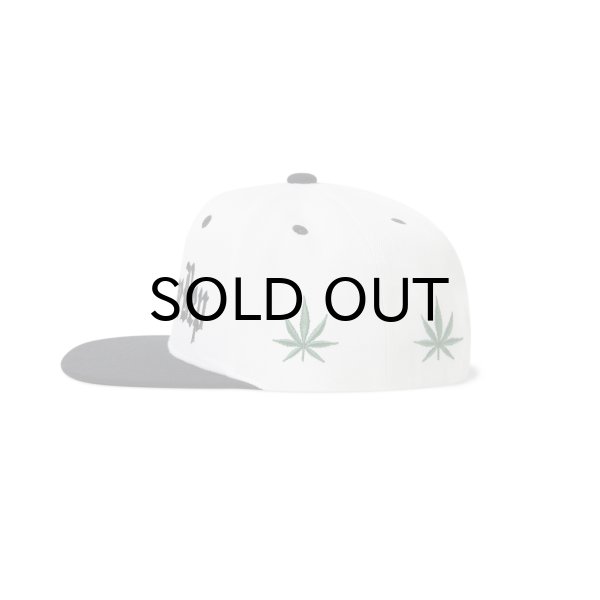 画像3: BLACK EYE PATCH (LONGLIVE BEP SNAPBACK CAP) WHITE (3)