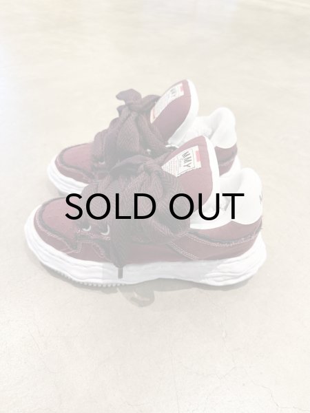 画像3: Maison MIHARA YASUHIRO ("WAYNE" PUFFER PATTERNED LACE LOW-TOP SNEAKERS) BORDEAUX (3)