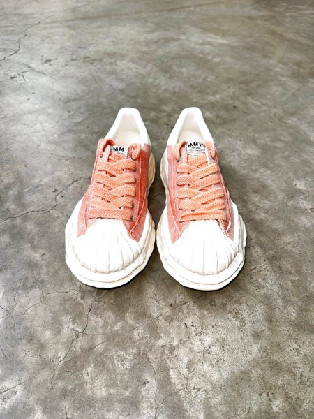 画像1: Maison MIHARA YASUHIRO ("BLAKEY" BLEACHED CANVAS LOW-TOP SNEAKER) ORANGE (1)